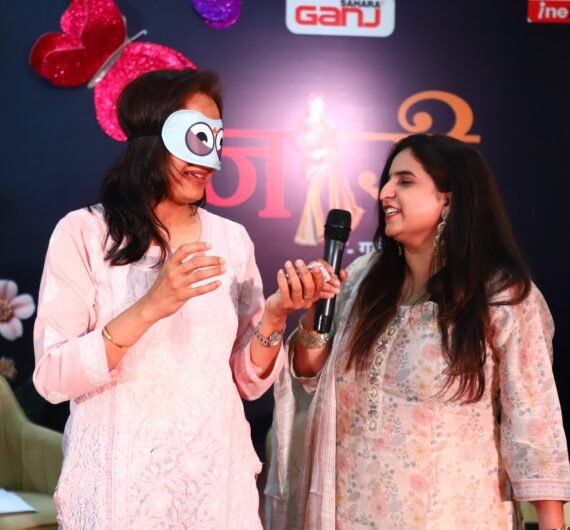 Naari-garv-aur-gaurav-8